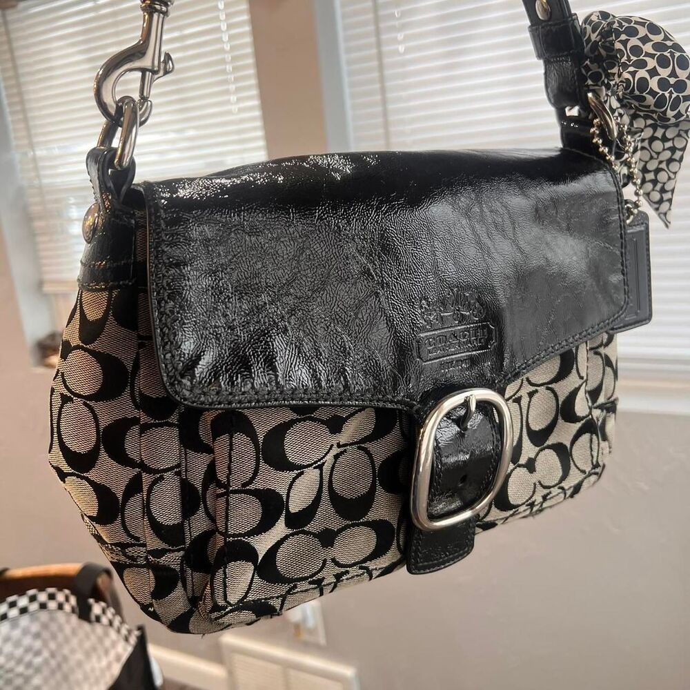 Y2K Coach Bleeker Double Pocket Patent Leather Signature Shoulder Bag Set - Picture 8 of 8